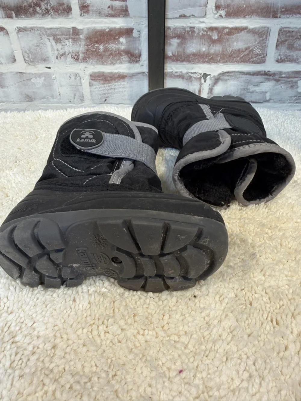 Kamik Kids Black and Gray Snow Boots infant size 6